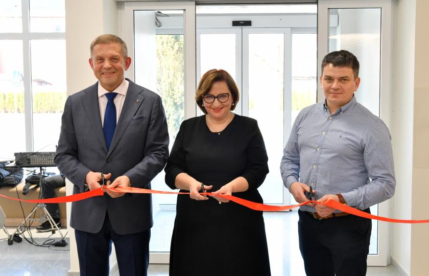 Šalčininkų rajono poliklinika atvėrė duris po remonto darbų